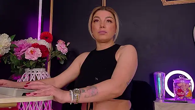 DeeaDiamondd online show from 14, 1, 2026