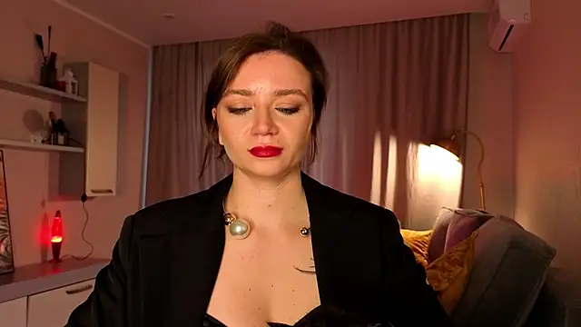 Shadow Passion online show from 9, 4, 2026