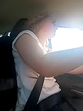 marilynecoquine online show from 24, 2, 2026