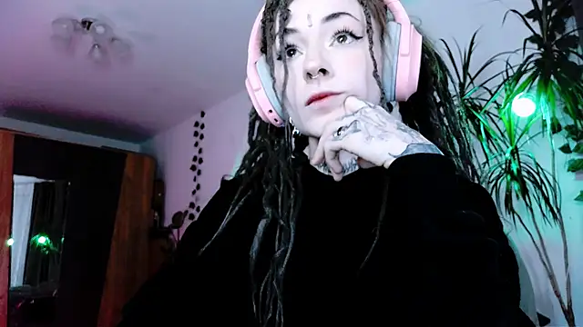 pale skin online show from 2, 10, 2025