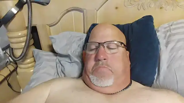 Snapshot of Bigbear0563 chatting on 2, 6, 2026 Bigbear0563 online show from 2, 6, 2026