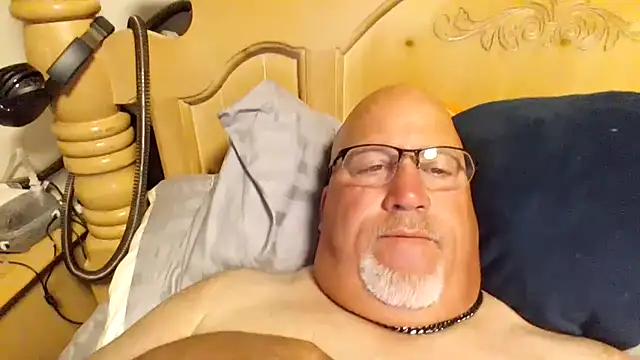 Snapshot of Bigbear0563 chatting on 15, 6, 2026 Bigbear0563 online show from 15, 6, 2026