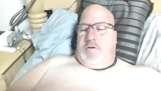 Bigbear0563 online show from 6, 11, 2025