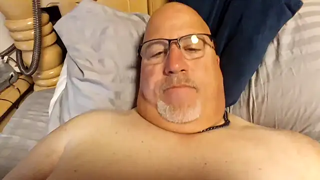 Bigbear0563 online show from 13, 5, 2026