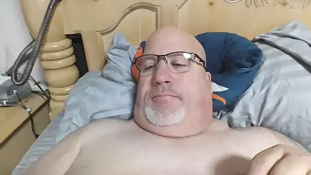 Snapshot of Bigbear0563 chatting on 12, 1, 2026 Bigbear0563 online show from 12, 1, 2026