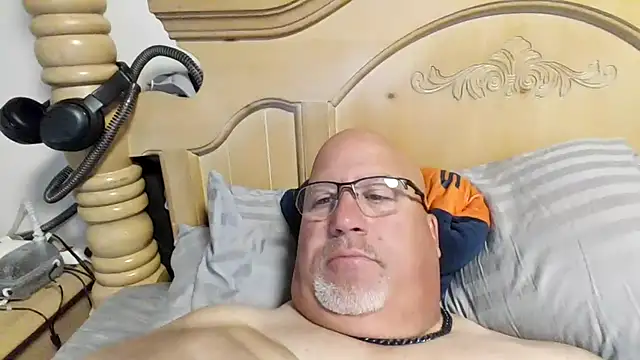 Snapshot of Bigbear0563 chatting on 24, 6, 2026 Bigbear0563 online show from 24, 6, 2026