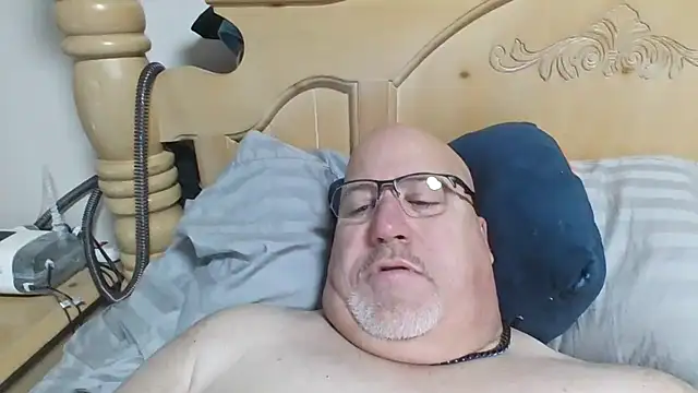 Snapshot of Bigbear0563 chatting on 6, 1, 2026 Bigbear0563 online show from 6, 1, 2026