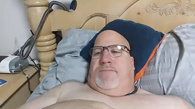 Snapshot of Bigbear0563 chatting on 13, 1, 2026 Bigbear0563 online show from 13, 1, 2026