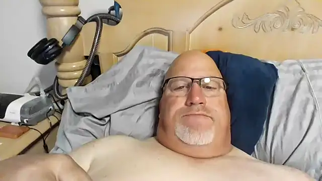 Snapshot of Bigbear0563 chatting on 17, 6, 2026 Bigbear0563 online show from 17, 6, 2026
