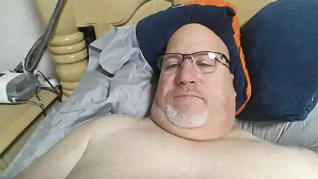 Snapshot of Bigbear0563 chatting on 2, 2, 2026 Bigbear0563 online show from 2, 2, 2026