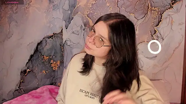 Mey moon online show from 1, 3, 2026