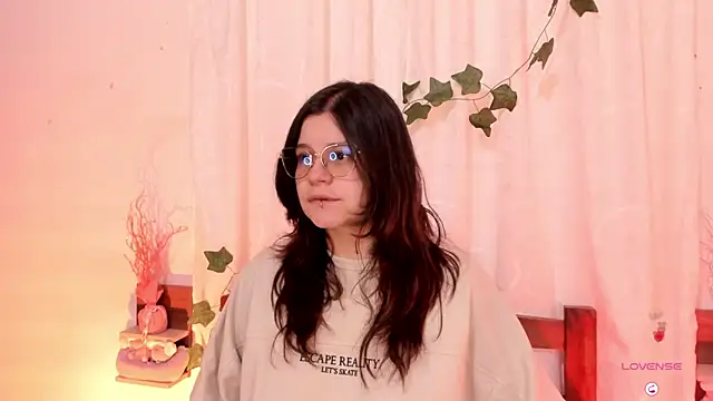 Mey moon online show from 15, 2, 2025