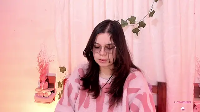 Mey moon online show from 18, 2, 2025