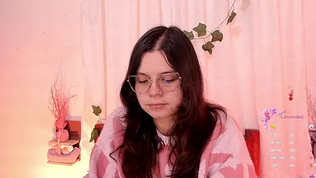 Mey moon online show from 8, 3, 2025