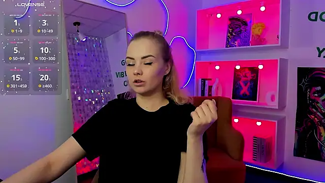 StephanieSweety online show from 12, 3, 2026