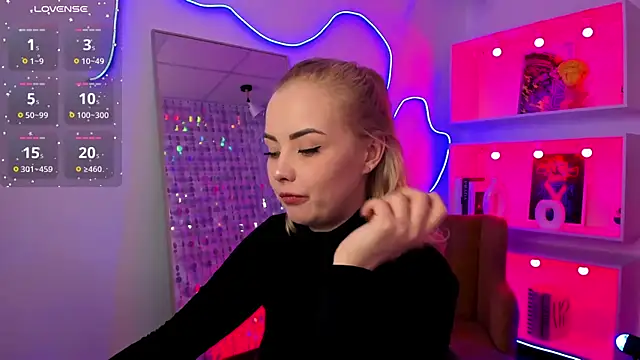 StephanieSweety online show from 9, 4, 2026