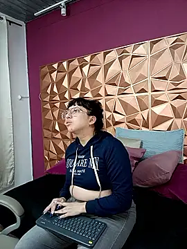 Piafisher1 online show from 3, 3, 2026