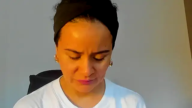 Sami Hotie1 online show from 1, 11, 2025