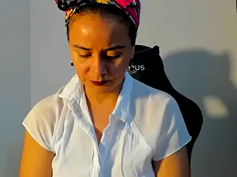 Sami Hotie1 online show from 10, 2, 2025