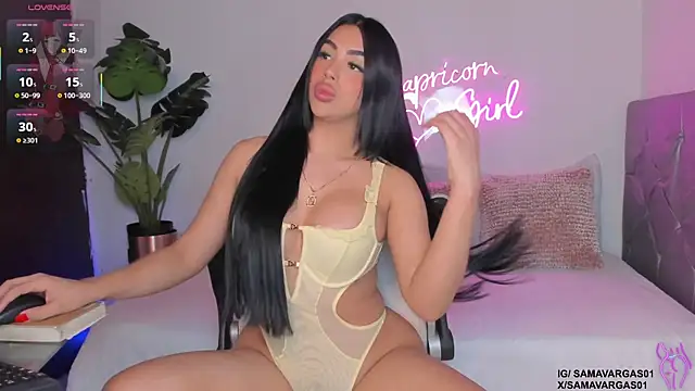 Korina Saenz01 online show from 18, 4, 2026