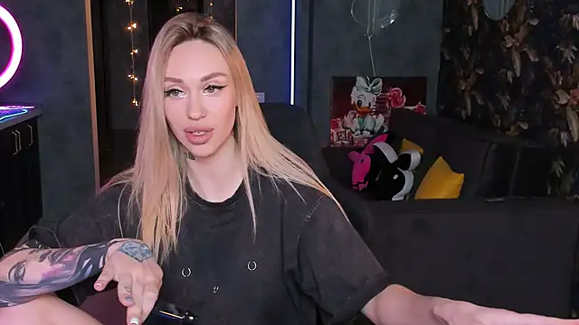 Blckmirrorr online show from 11, 11, 2025