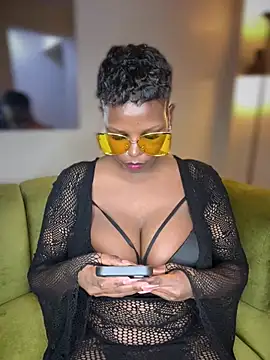 Snapshot of Sexy_panda69 chatting on 10, 6, 2026 Sexy panda69 online show from 10, 6, 2026