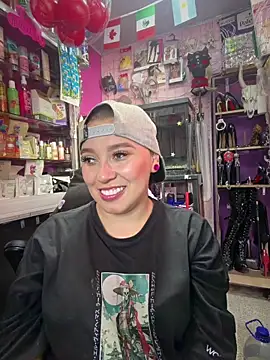 Snapshot of TamySweetness chatting on 21, 6, 2026 TamySweetness online show from 21, 6, 2026