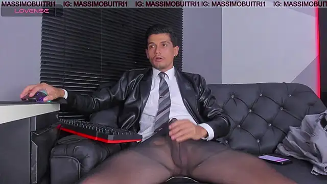 massimo g online show from 18, 4, 2026