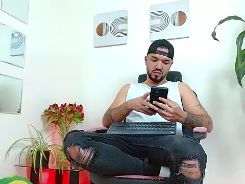 mathew vidal1 online show from 8, 11, 2025