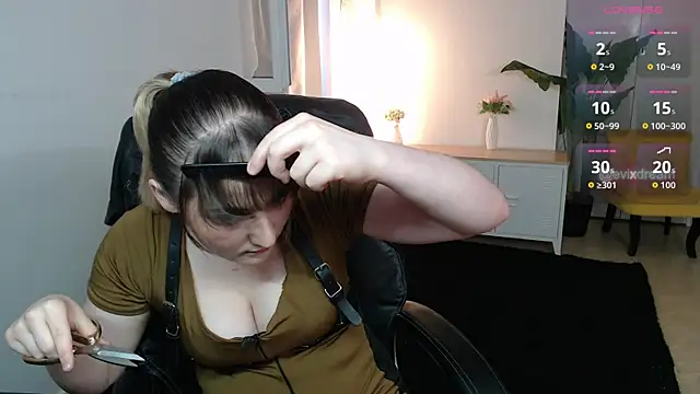 Crystal-dreamt online show from 8, 7, 2026