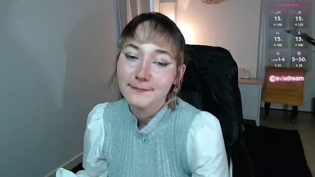 Crystal-dreamt online show from 8, 3, 2026