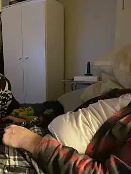 Helly069 online show from 27, 12, 2024