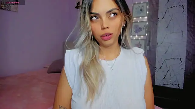 Snapshot of Gabby_prieto chatting on 18, 6, 2026 Gabby prieto online show from 18, 6, 2026