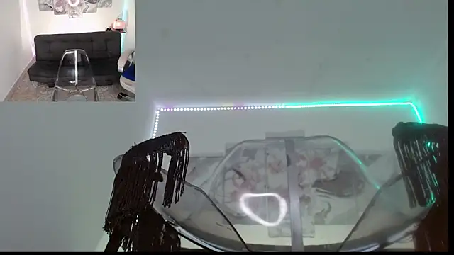 jazmin ross online show from 18, 4, 2026