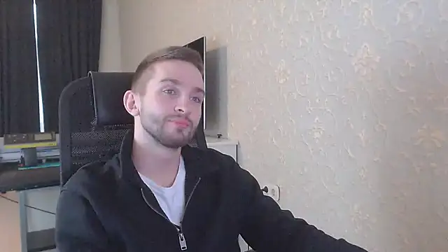 Snapshot of Marselle_Laker chatting on 2, 2, 2025 Marselle Laker online show from 2, 2, 2025