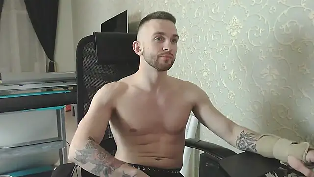 Snapshot of Marselle_Laker chatting on 28, 11, 2025 Marselle Laker online show from 28, 11, 2025