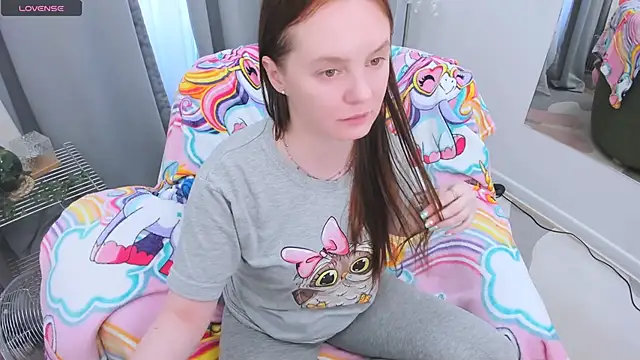 JannaVerdi  online show from 12, 6, 2026