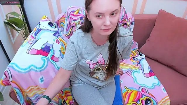 JannaVerdi  online show from 11, 7, 2026