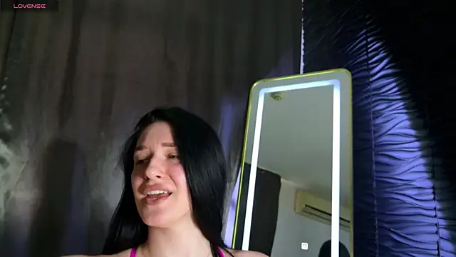 moniqque online show from 1, 3, 2025
