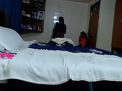 miss barbiee online show from 5, 12, 2025