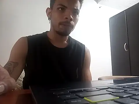 danidiazto2023 online show from 30, 10, 2025