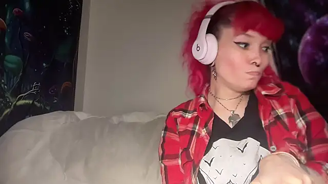 Snapshot of FRRANNKIE chatting on 7, 7, 2026 FRRANNKIE online show from 7, 7, 2026