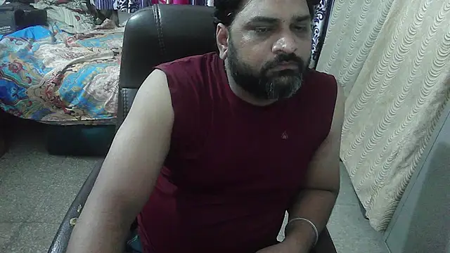 Snapshot of rentarob chatting on 29, 10, 2025 rentarob online show from 29, 10, 2025