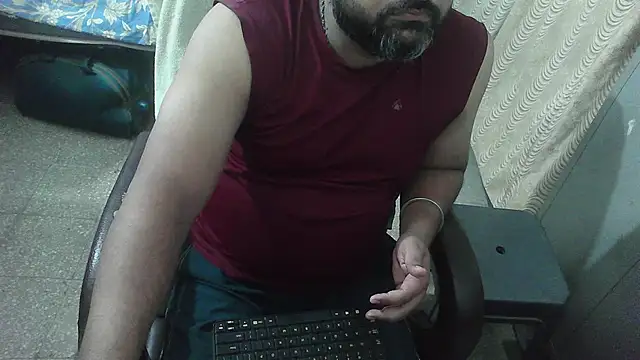 Snapshot of rentarob chatting on 30, 10, 2025 rentarob online show from 30, 10, 2025