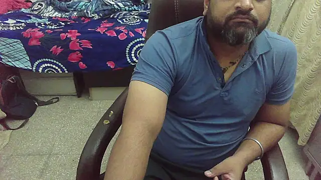 Snapshot of rentarob chatting on 20, 11, 2025 rentarob online show from 20, 11, 2025