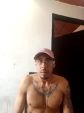Snapshot of Williamjamess95 chatting on 4, 4, 2026 Williamjamess95 online show from 4, 4, 2026
