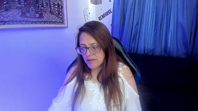 Snapshot of Ivette_Shaira chatting on 10, 6, 2026 Ivette Shaira online show from 10, 6, 2026