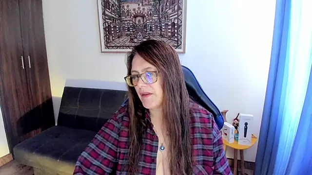 Ivette Shaira online show from 18, 4, 2026