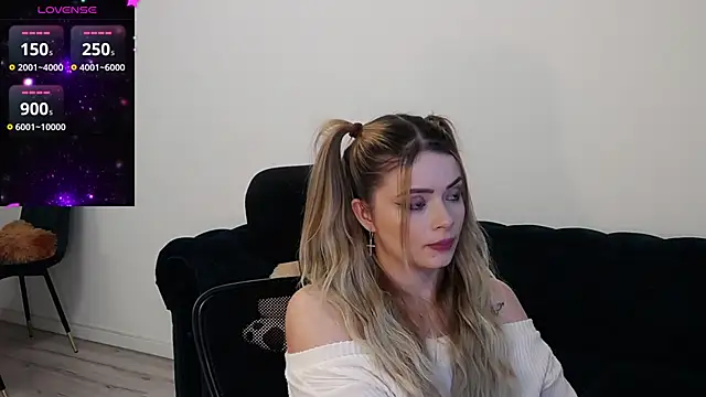 Kailynn Moenn online show from 3, 12, 2024