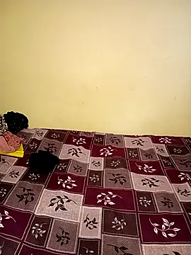 Hotlisa online show from 2, 12, 2025